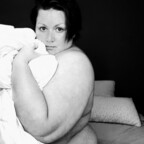 Free access to (blueeyesbigthighs) Leaked OnlyFans 

 profile picture
