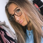Onlyfans leaks hollyallen 

 profile picture