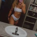 Lindsey Rae (lindseyrae) Leak OnlyFans 

 profile picture