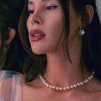 lolabuarque OnlyFans Leak 

 profile picture