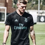 Eoin Morgan @perky Leaks OnlyFans 

 profile picture