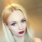 Petite blonde xx (@petiteblonde) Leaked OnlyFans 

 profile picture