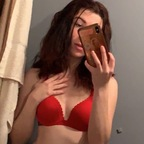 chlo (@thebaddestbrat) Leaks OnlyFans 

 profile picture