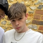 Onlyfans leak twinkguy01 

 profile picture